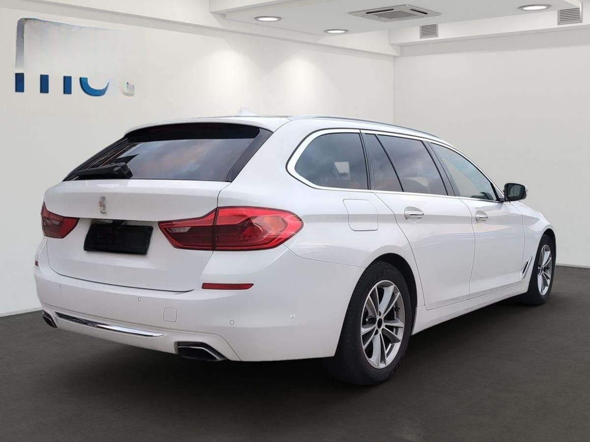 BMW 540i xDrive LuxuryLine~NightVis~Pano~HuD~Driv.As foto 4