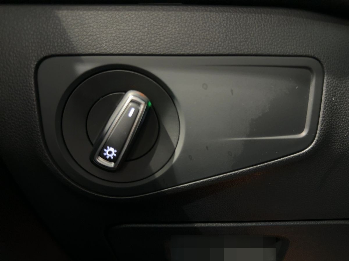 Volkswagen Tiguan Allspace 2.0TDI DSG R-Line 4x4 STHZG AHK foto 16