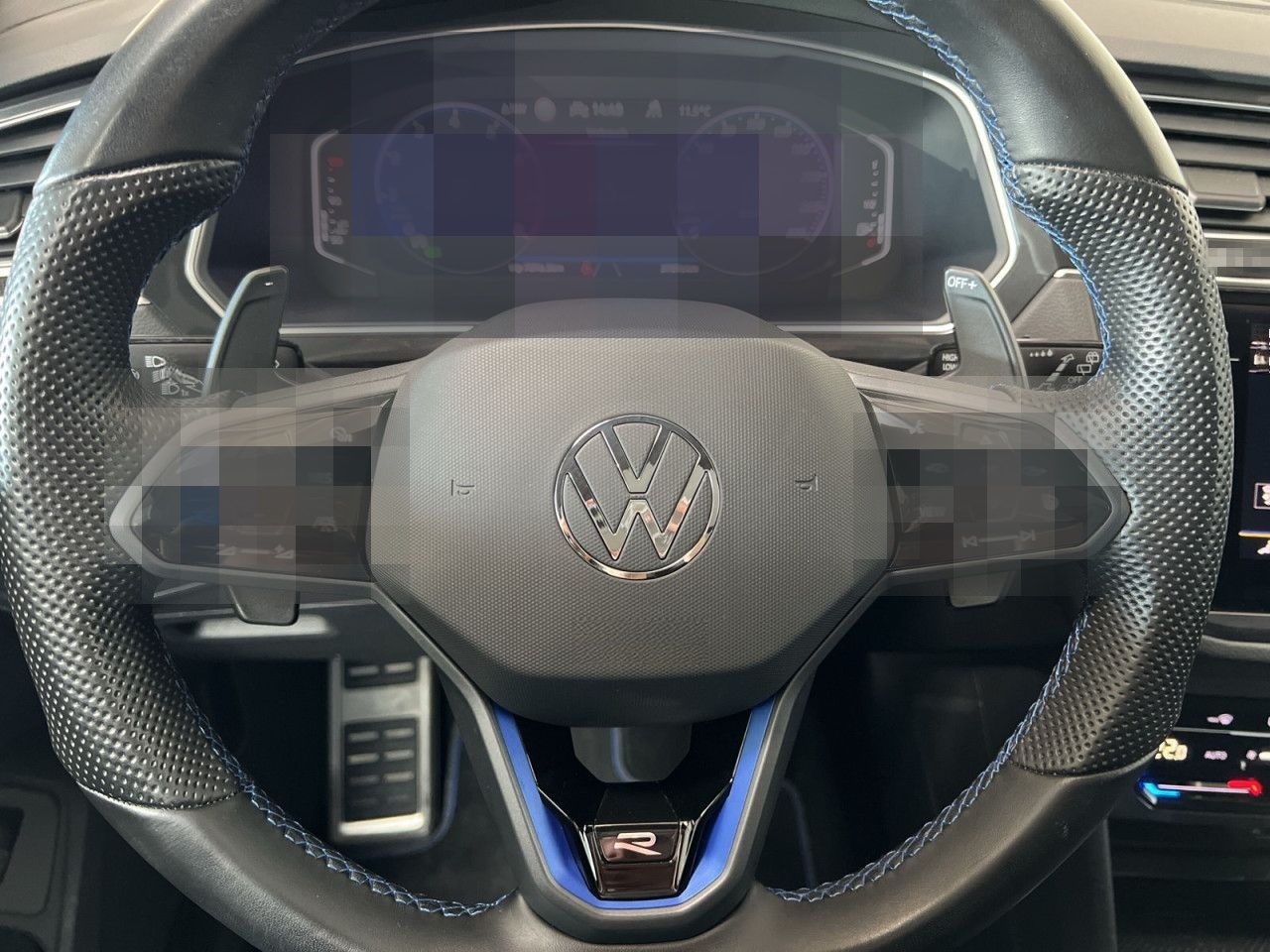 Volkswagen Tiguan R 2.0 TSI 4MOTION DSG AHK PANO NAVI LED foto 14