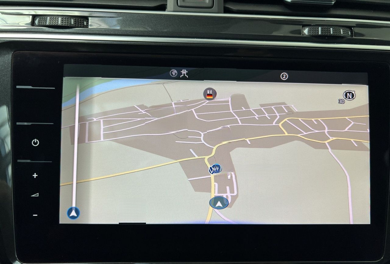 Volkswagen Tiguan R 2.0 TSI 4MOTION DSG AHK PANO NAVI LED foto 10