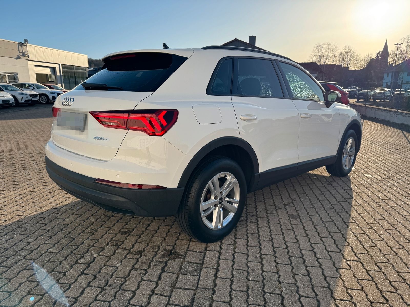Audi Q3 45 TFSIe S-tr. ACC KAM NAVI SHZ foto 7