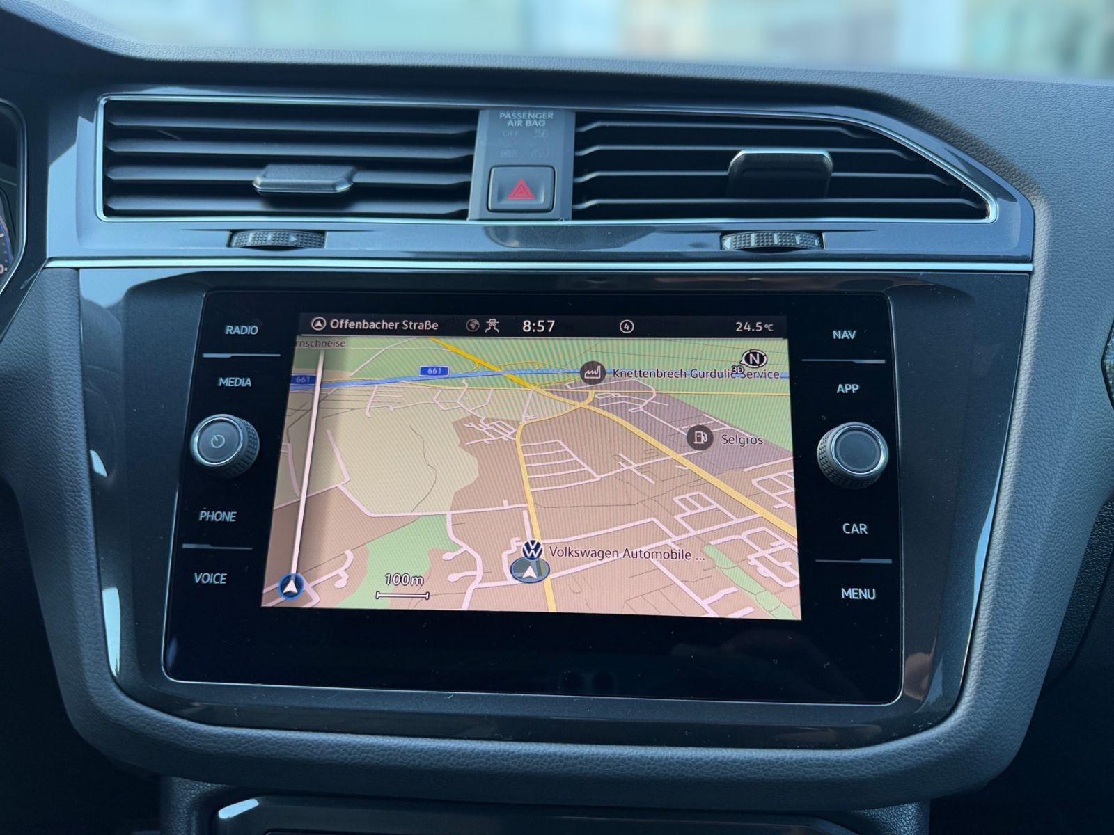 Volkswagen Tiguan R-Line 1,5 l TSI DSG Navi IQ.LIGHT RearVi foto 10