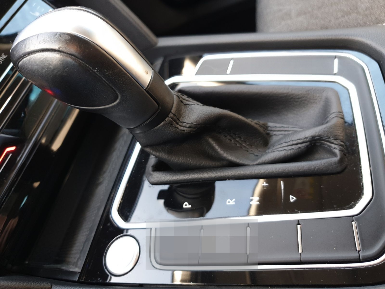 Volkswagen Passat Variant 2.0 TDI DSG BUSINESS KAMERA LED foto 11