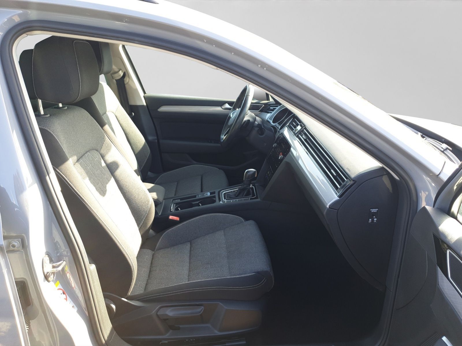 Volkswagen Passat Variant 2.0 TDI DSG BUSINESS KAMERA LED foto 4