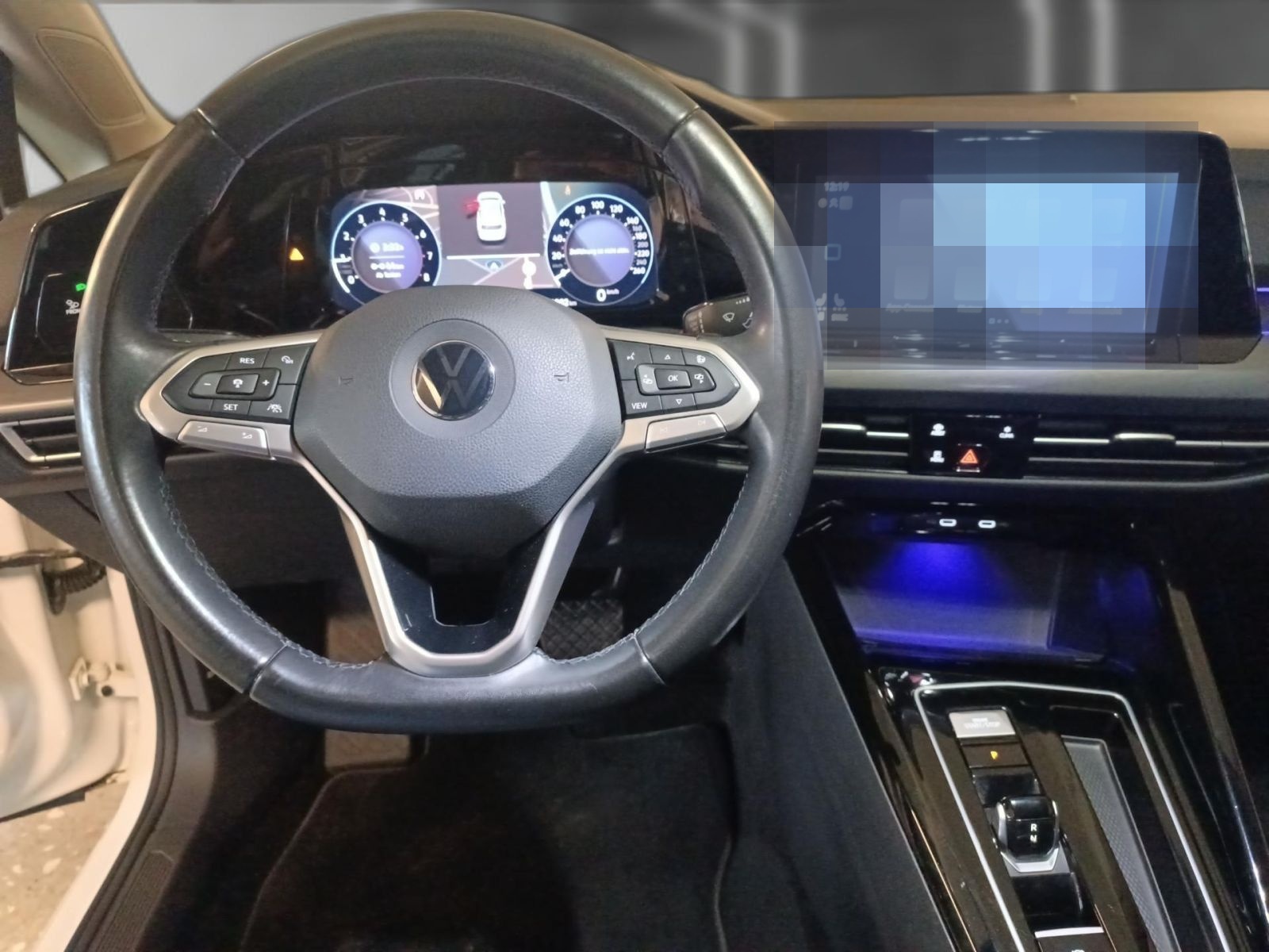 Volkswagen Golf VIII 1.5 eTSI Style DSG *ACC*R-CAM*NAV*SHZ* foto 11
