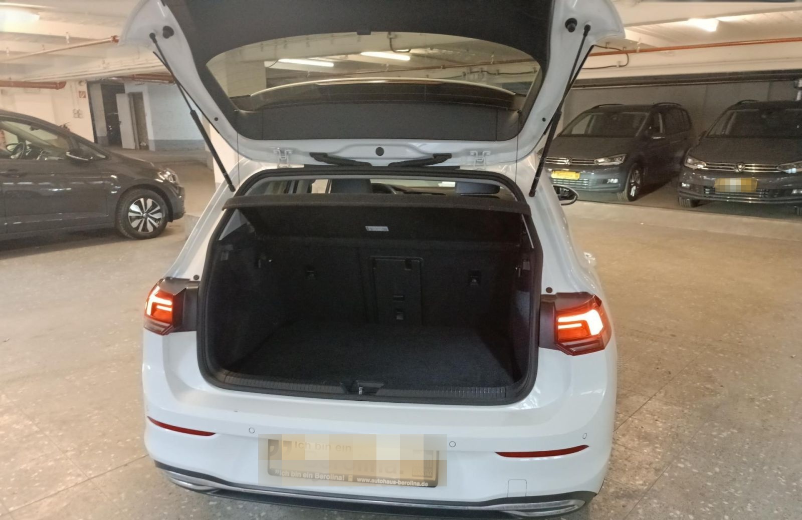 Volkswagen Golf VIII 1.5 eTSI Style DSG *ACC*R-CAM*NAV*SHZ* foto 20