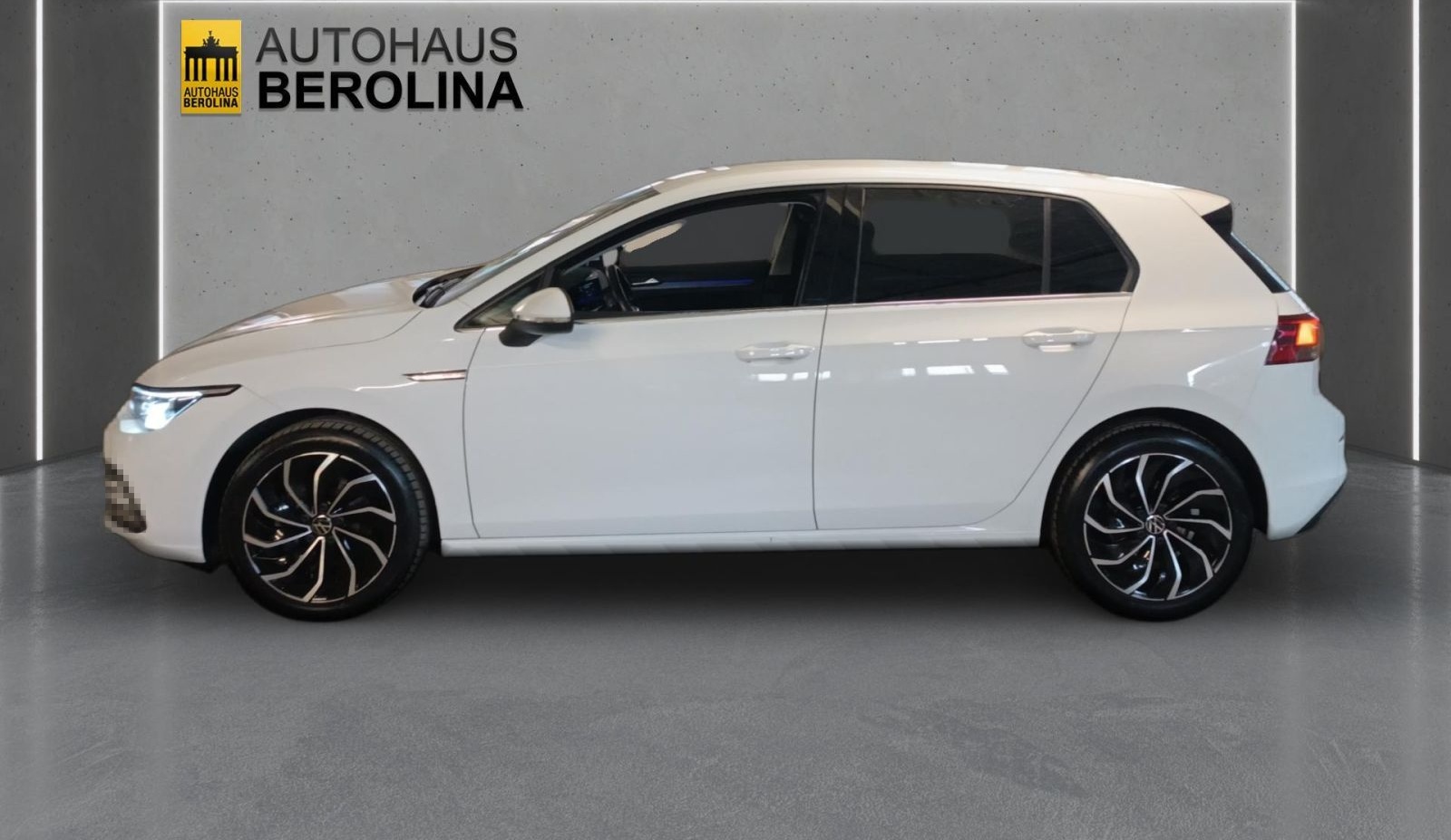 Volkswagen Golf VIII 1.5 eTSI Style DSG *ACC*R-CAM*NAV*SHZ* foto 4