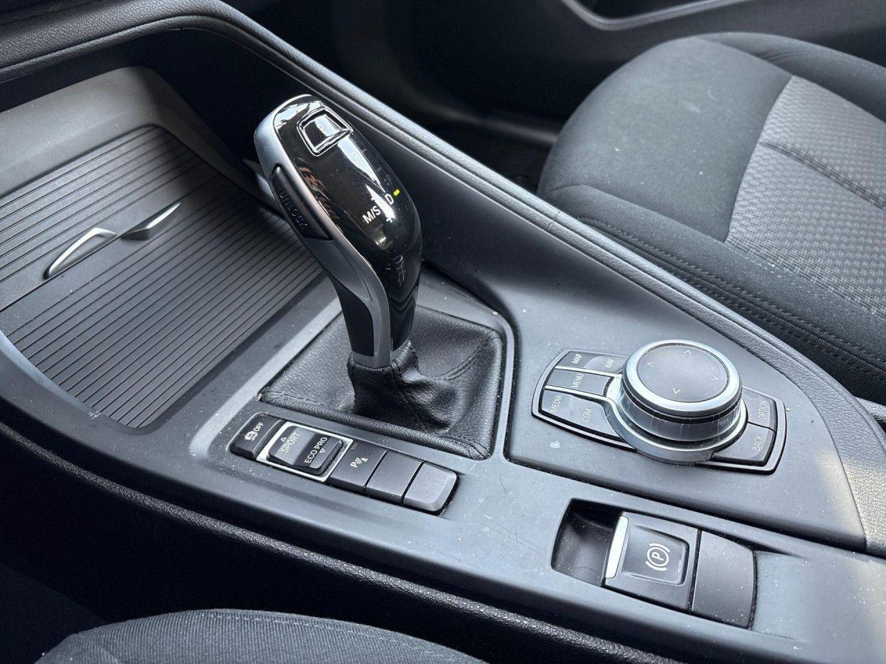 BMW X1 18iA Advantage Navi,LED,Tempo,SHZ,Parkass,DAB foto 11