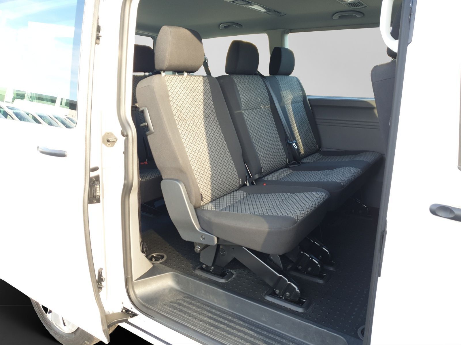 Volkswagen T6.1 Caravelle 9-SITZE KLIMA DAB foto 6