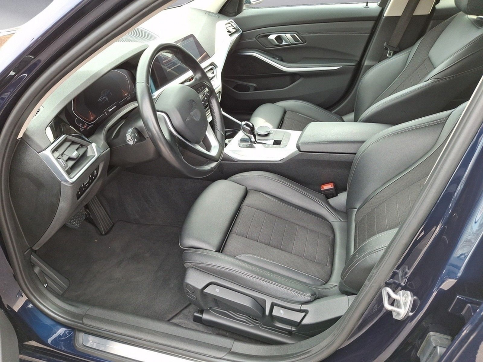 BMW 320d Aut. Limousine Sport Line Navi Laserlicht I foto 8