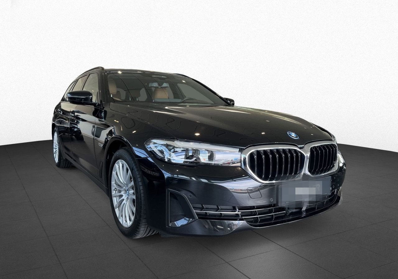 BMW 530e xDrive Tour AHK ACC Pano H/K LED 18" Pano foto 4