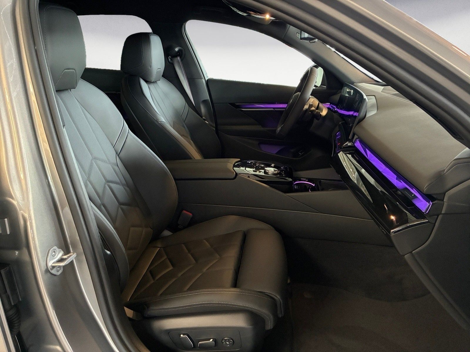BMW 520d xDrive Limousine AHK M-Sport Innovation foto 10