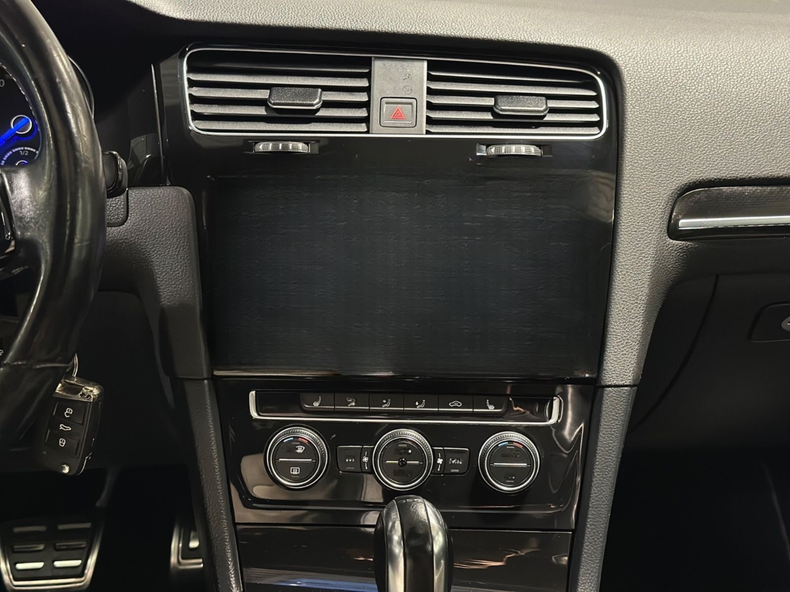 Volkswagen Golf 2.0 TSI DSG 4M R 2.HA/PANO/R-CAM/NO OPF/ACC foto 25