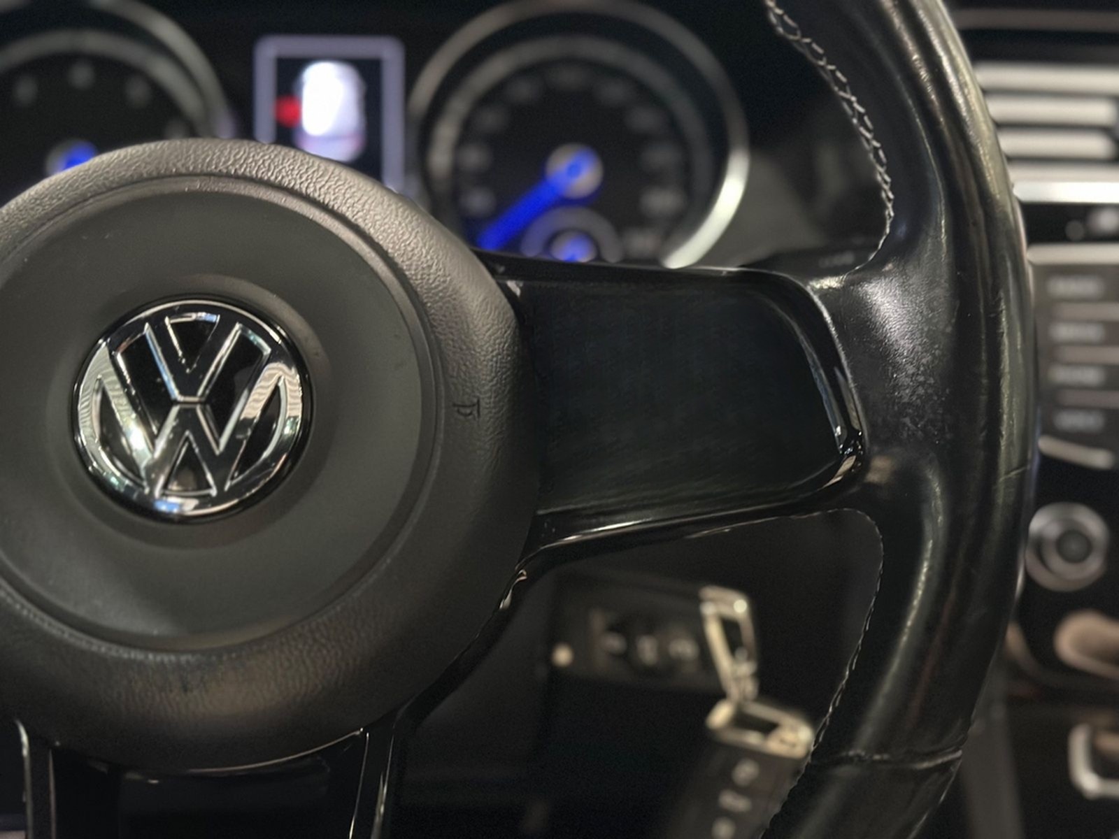 Volkswagen Golf 2.0 TSI DSG 4M R 2.HA/PANO/R-CAM/NO OPF/ACC foto 40