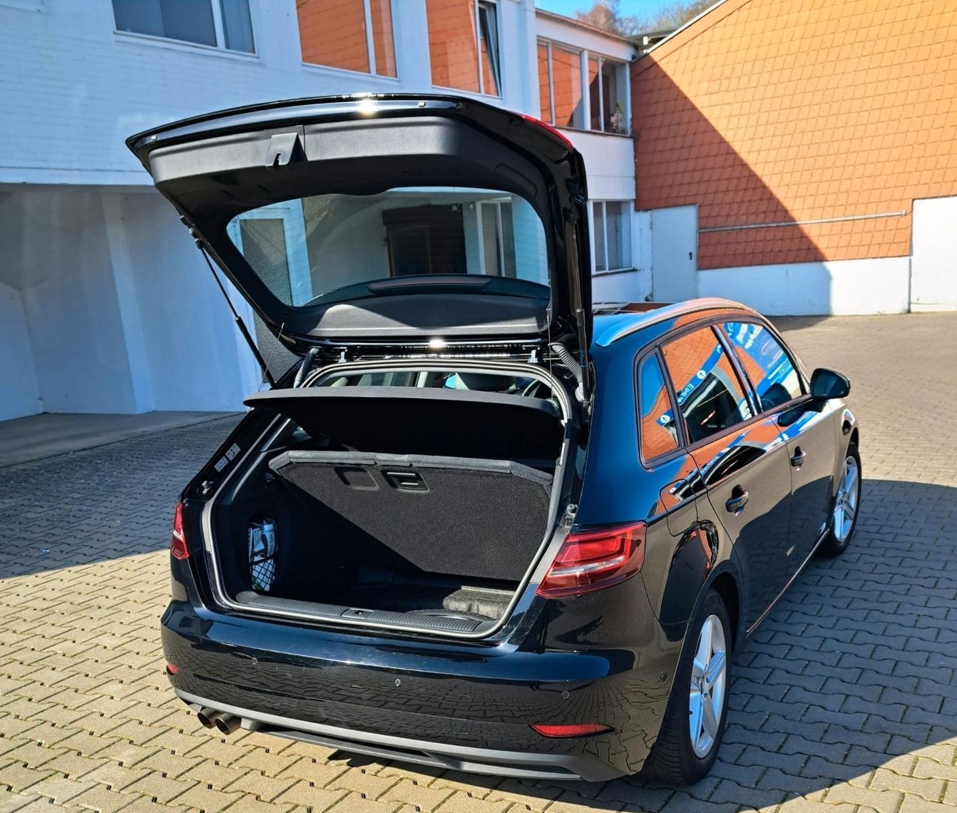 Audi A3 1.5 TFSI cod design Sportback design foto 9