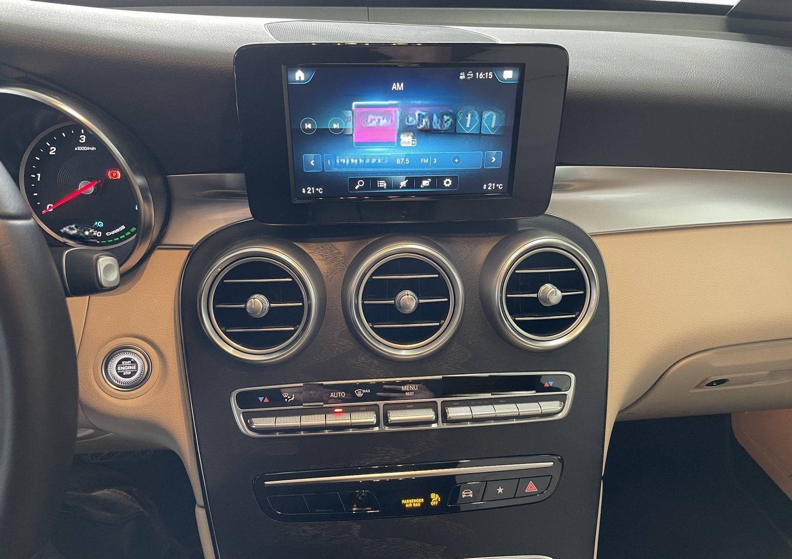 Mercedes-Benz GLC 300 de 4M*Ditronic*AIRBody*AHK*Burmester*DAB foto 8