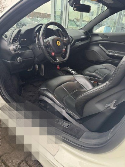 Ferrari 488 GTB Kamera Carbon  dt. Auto u.frei foto 12