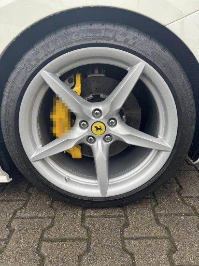 Ferrari 488 GTB Kamera Carbon  dt. Auto u.frei foto 18