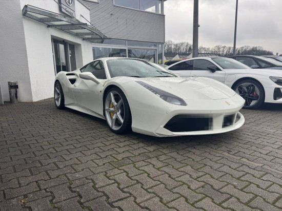 Ferrari 488 GTB Kamera Carbon  dt. Auto u.frei foto 3