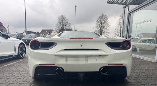 Ferrari 488 GTB Kamera Carbon  dt. Auto u.frei foto 5