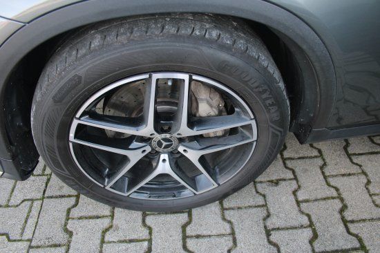 Mercedes-Benz GLC 220 d AMG Line 4Matic Navi LED Leder Kamera  foto 9