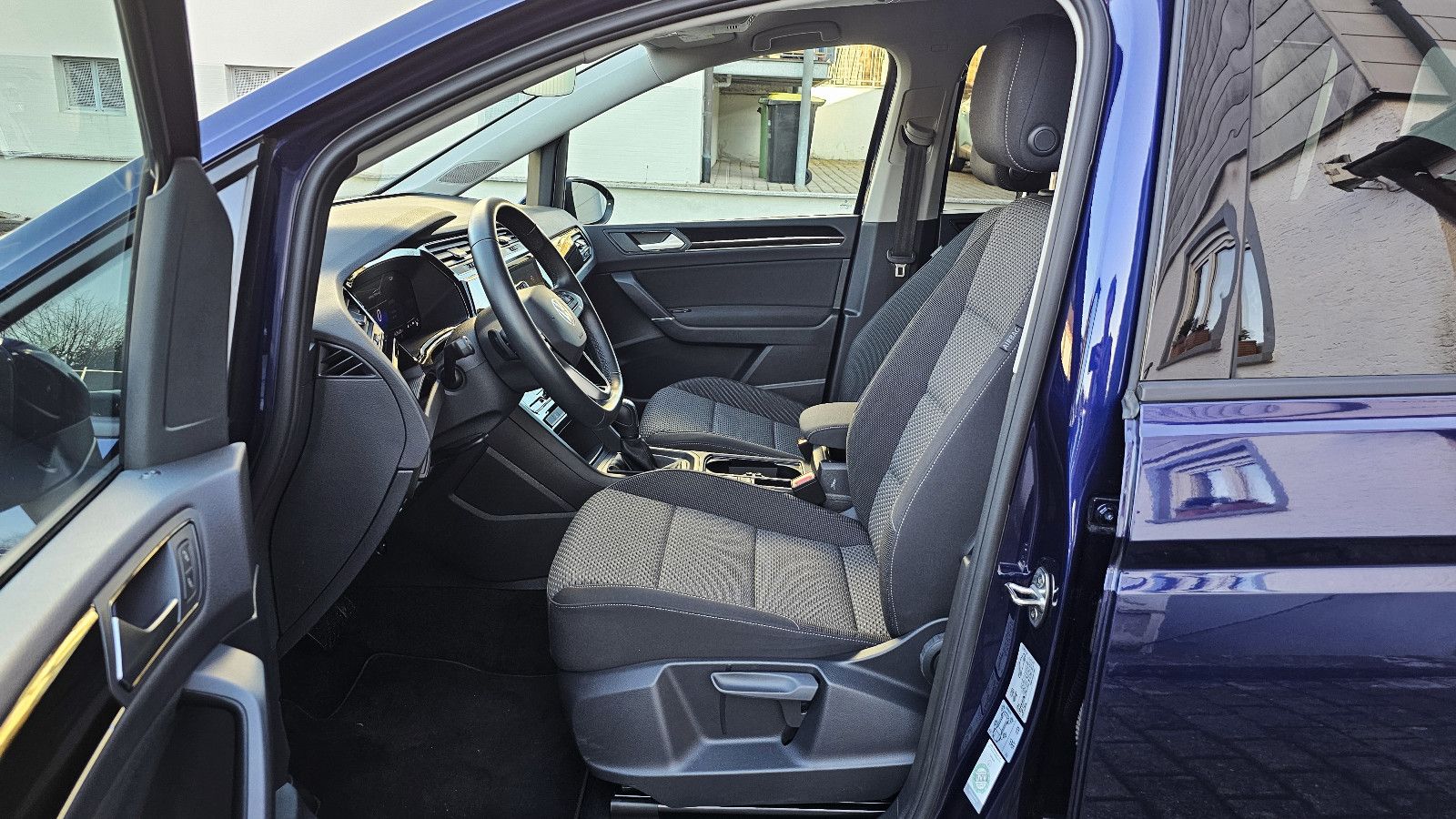 Volkswagen Touran 2.0 TDI Comfortline 7 LED ACC Kamera foto 5