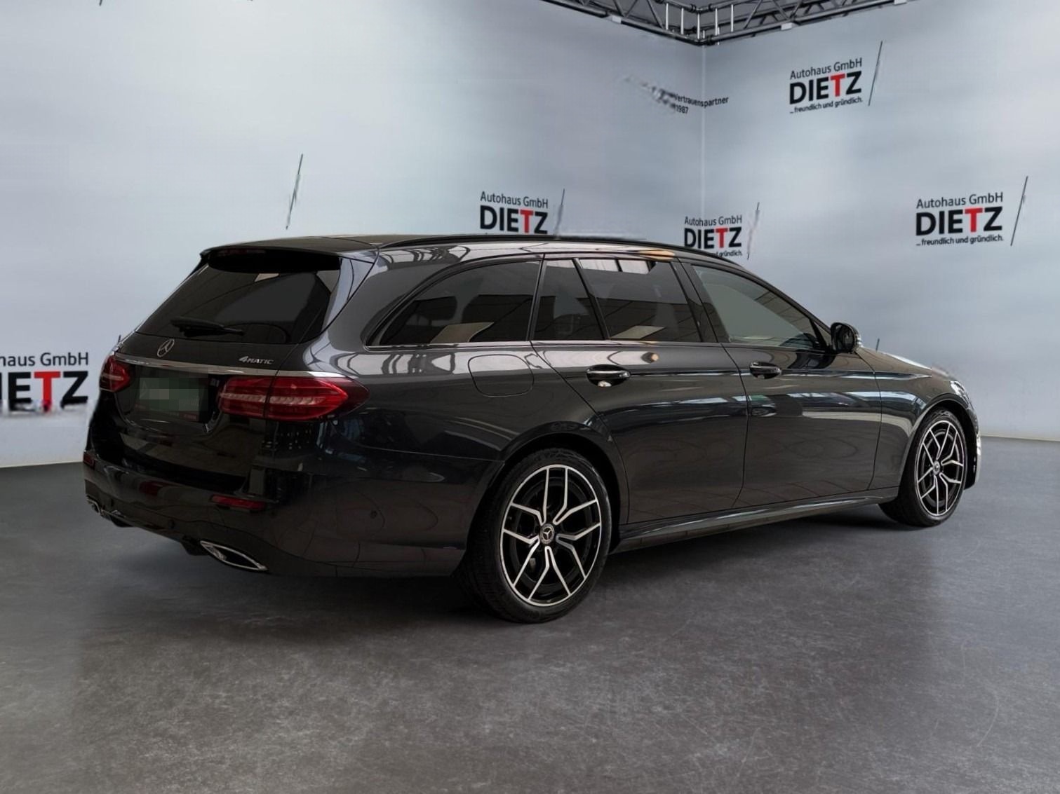 Mercedes-Benz E 400 d T AMG*4M*9G*MBEAM*PANO*WIDE*TOTW*KAM*AHK foto 4