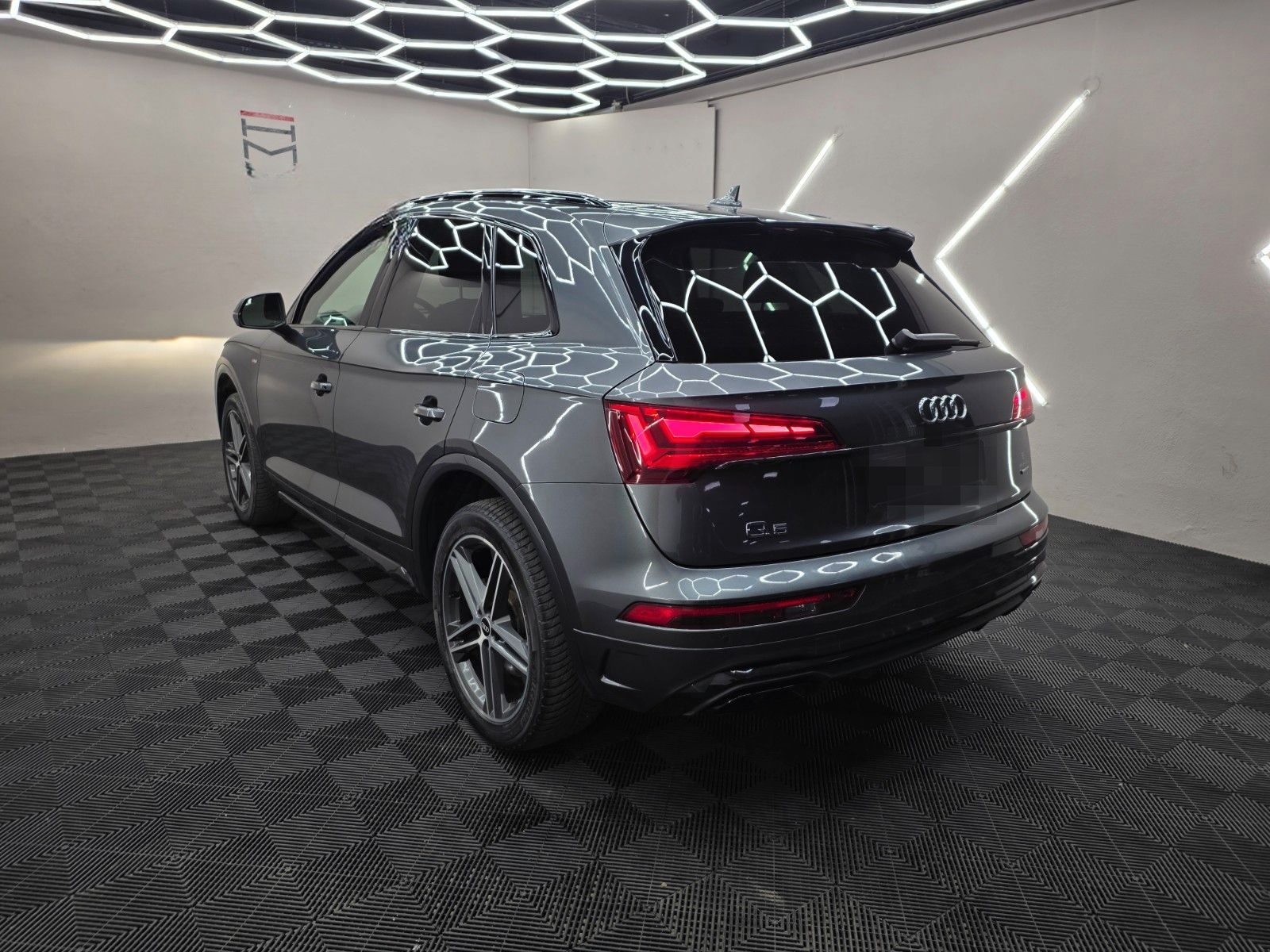 Audi Q5 55TFSIe 367PS Sline B&O Pano Virtual ACC LED foto 9