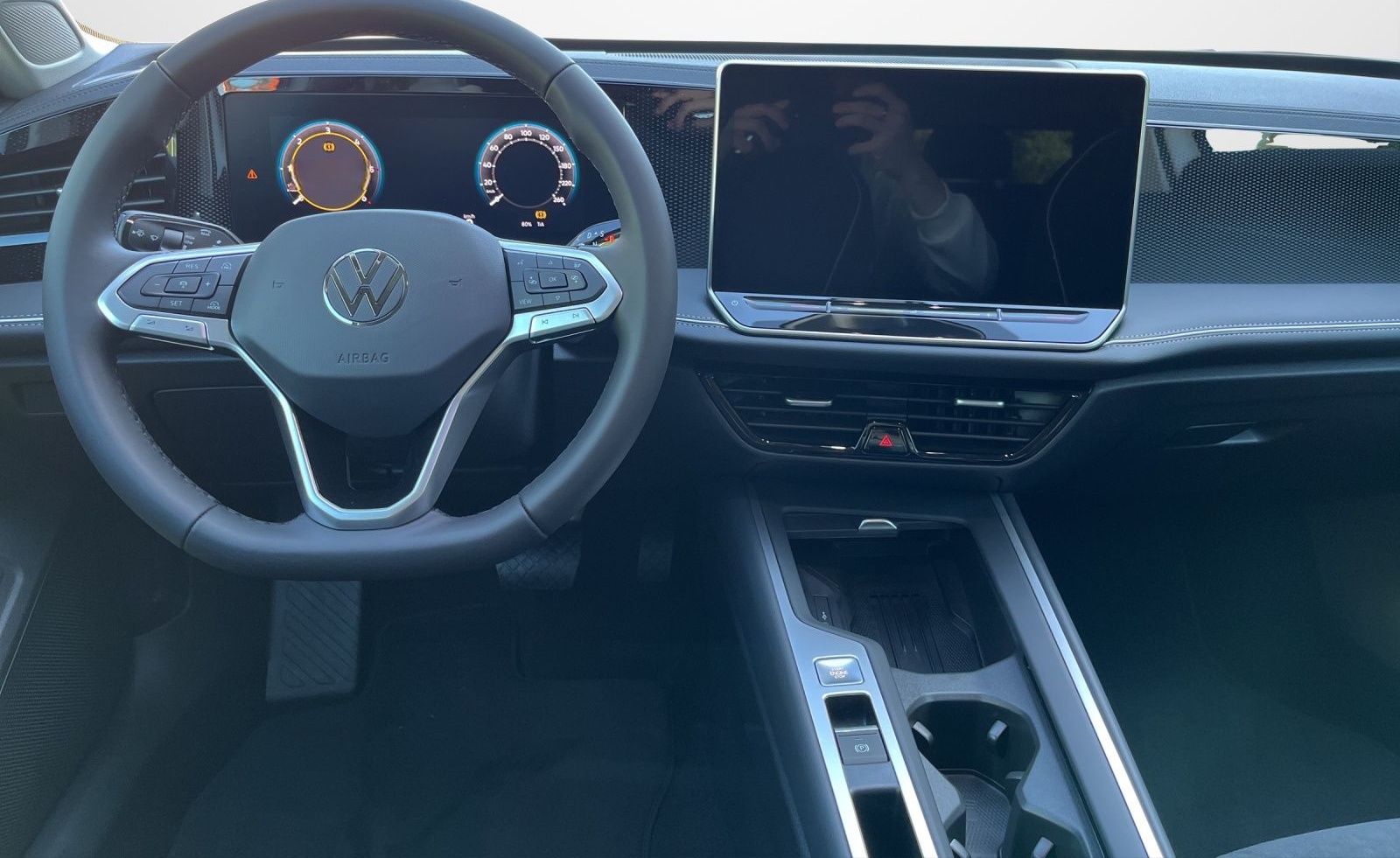 Volkswagen Passat Variant 2.0 TDI DSG Business  AHK Navi LE foto 9