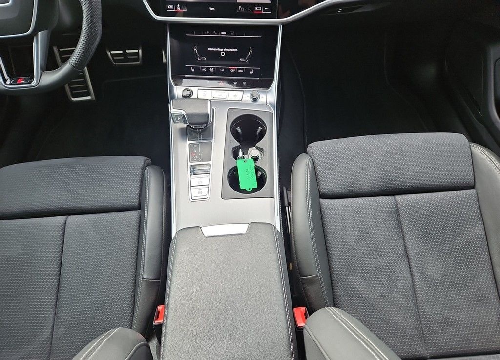 Audi A6 Avant sport 55 TFSI e quattro S tronic S Line foto 9