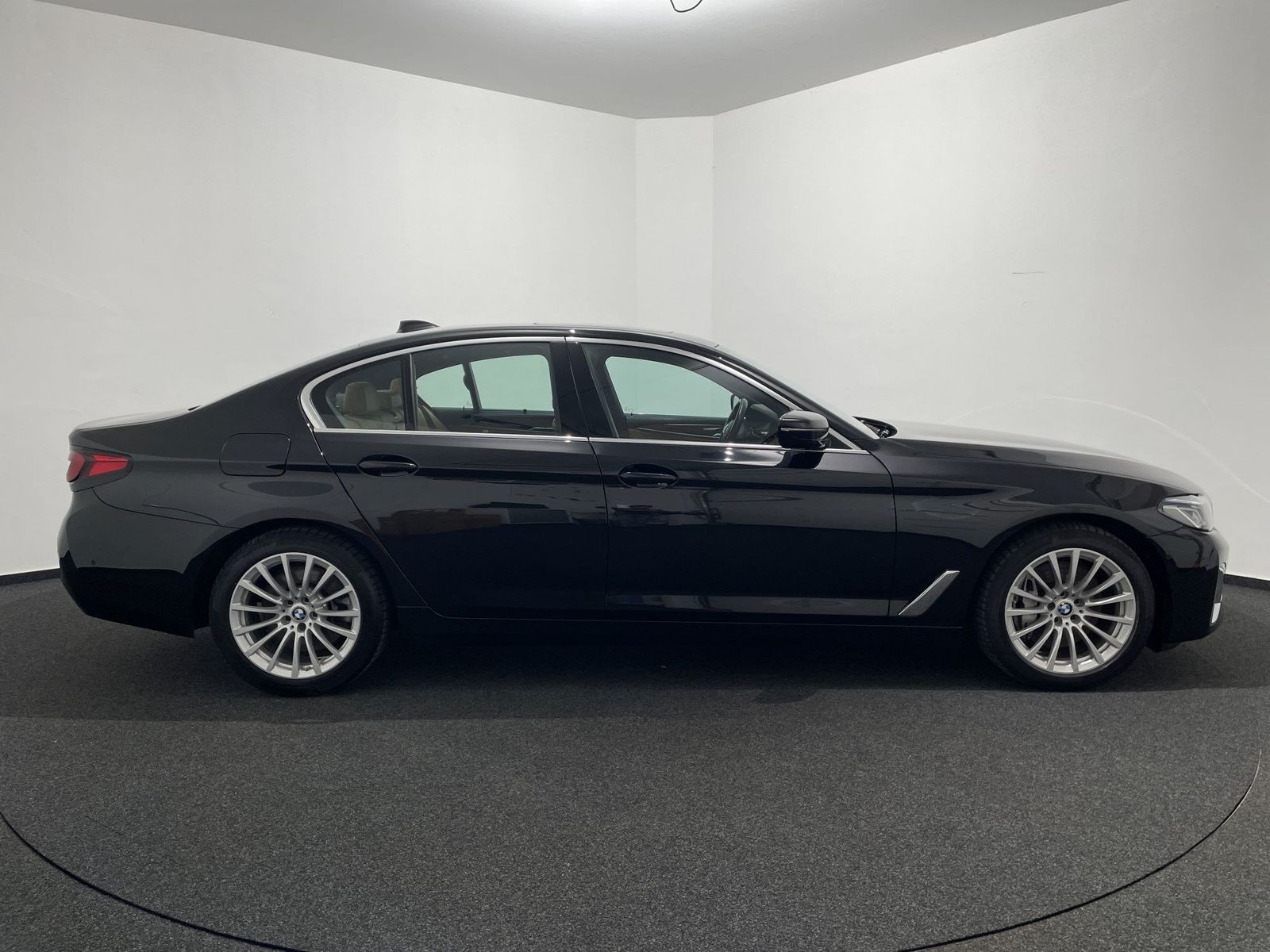 BMW 540d xDrive Limousine Laser Head-Up Merino HiFi  foto 4