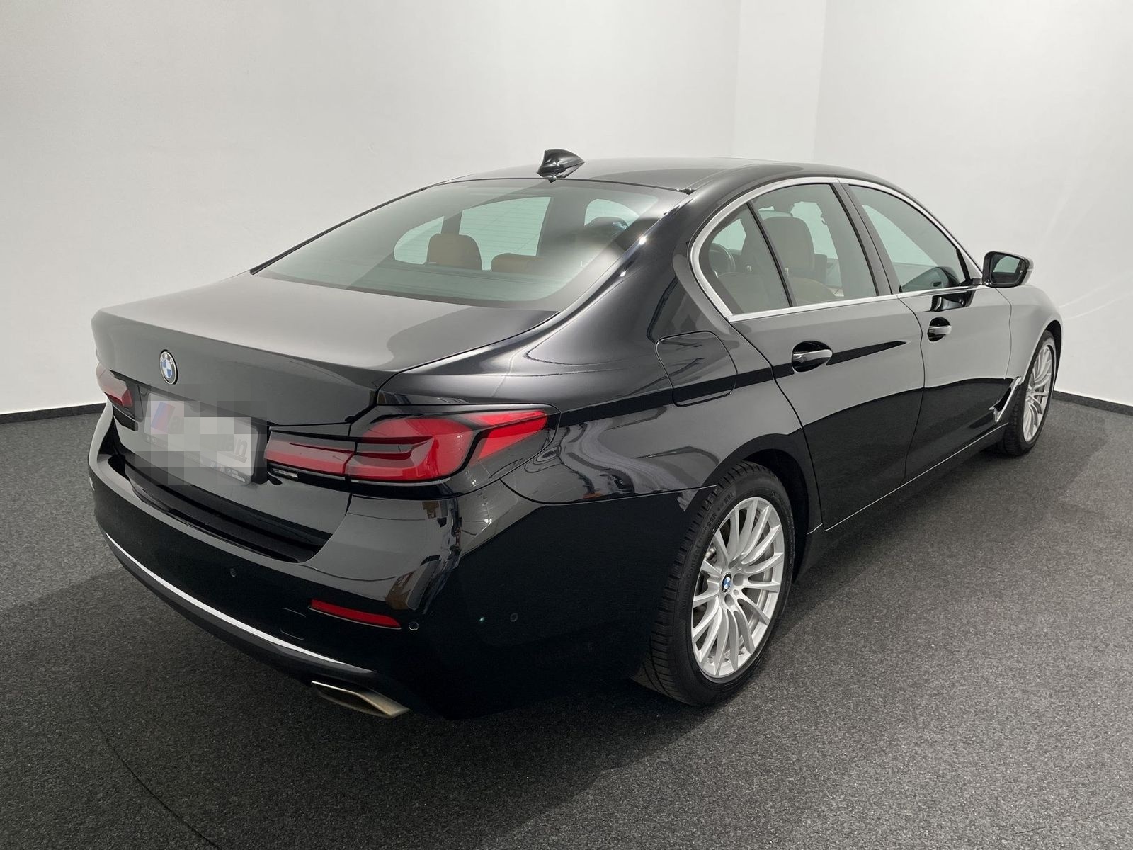 BMW 540d xDrive Limousine Laser Head-Up Merino HiFi  foto 5
