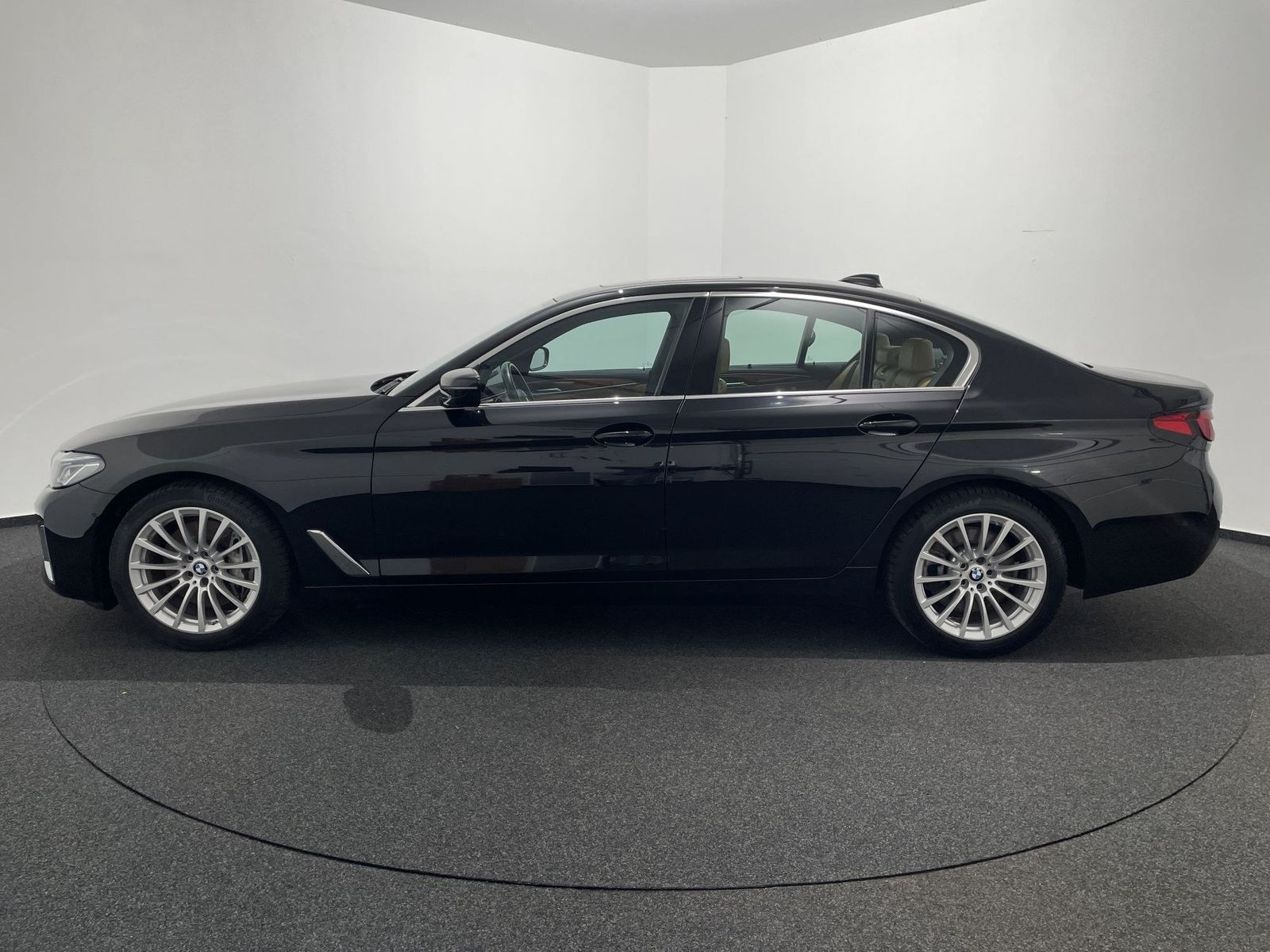 BMW 540d xDrive Limousine Laser Head-Up Merino HiFi  foto 8