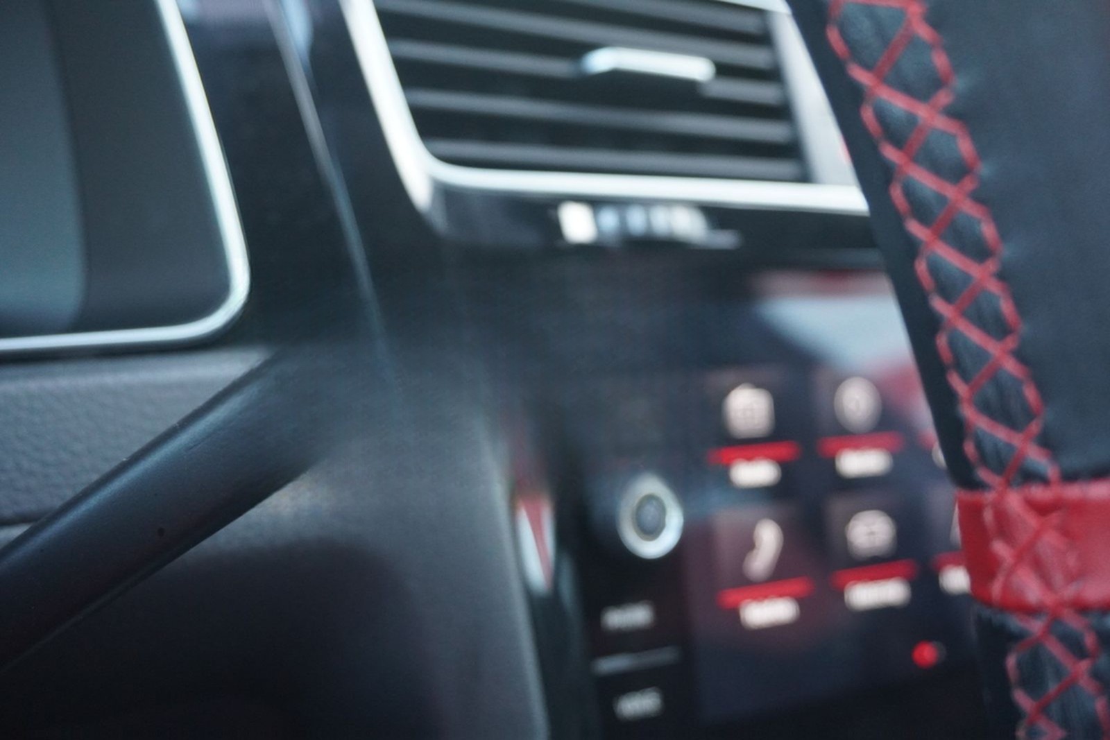 Volkswagen Golf 2.0 TSI GTI TCR LED Navi Reifnitz Dynaudio foto 27