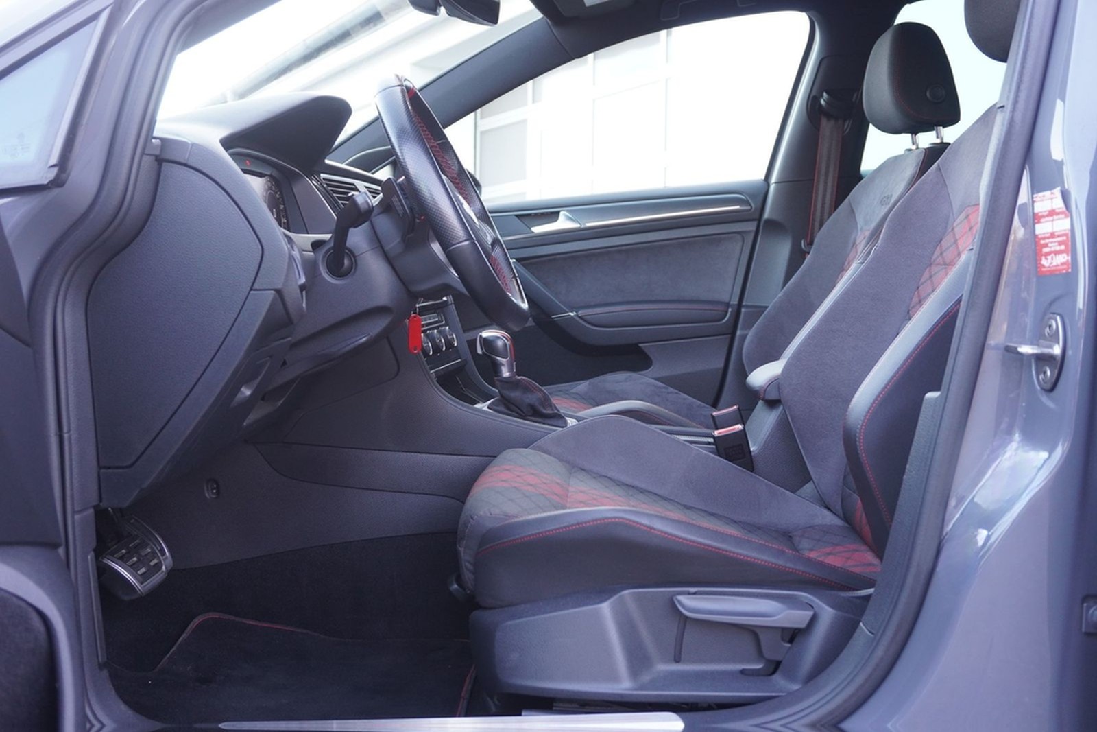 Volkswagen Golf 2.0 TSI GTI TCR LED Navi Reifnitz Dynaudio foto 32