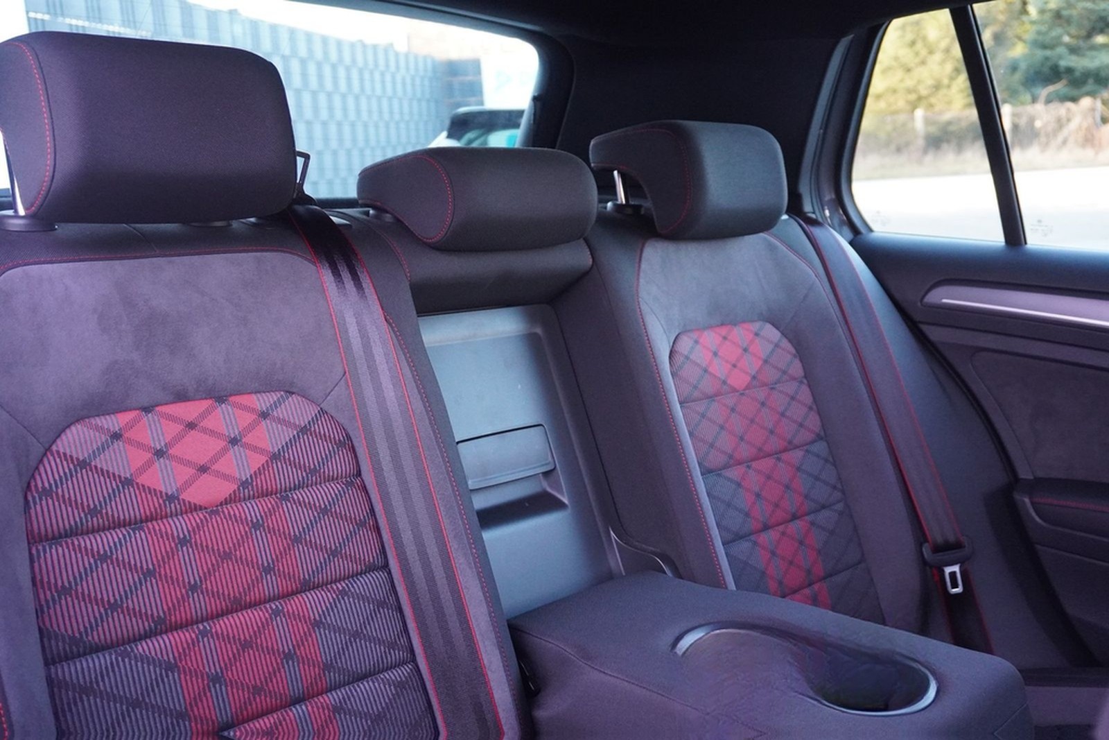 Volkswagen Golf 2.0 TSI GTI TCR LED Navi Reifnitz Dynaudio foto 36