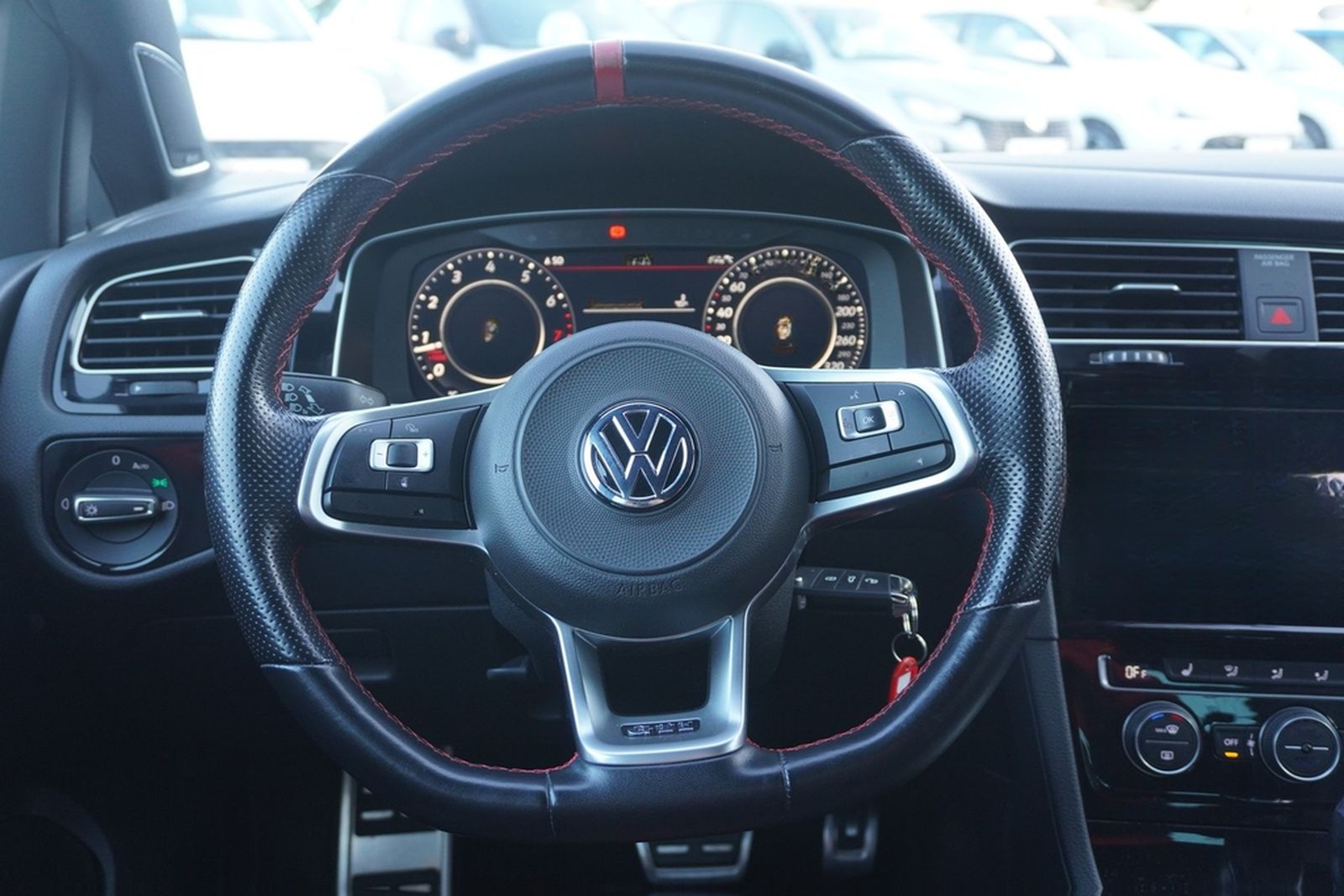 Volkswagen Golf 2.0 TSI GTI TCR LED Navi Reifnitz Dynaudio foto 10