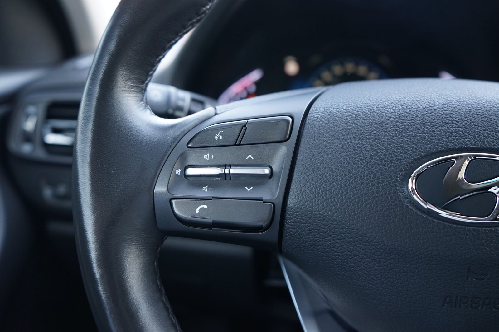 Hyundai i30 1.0 T-GDI Edition 30+ LED Navi Kamera foto 19