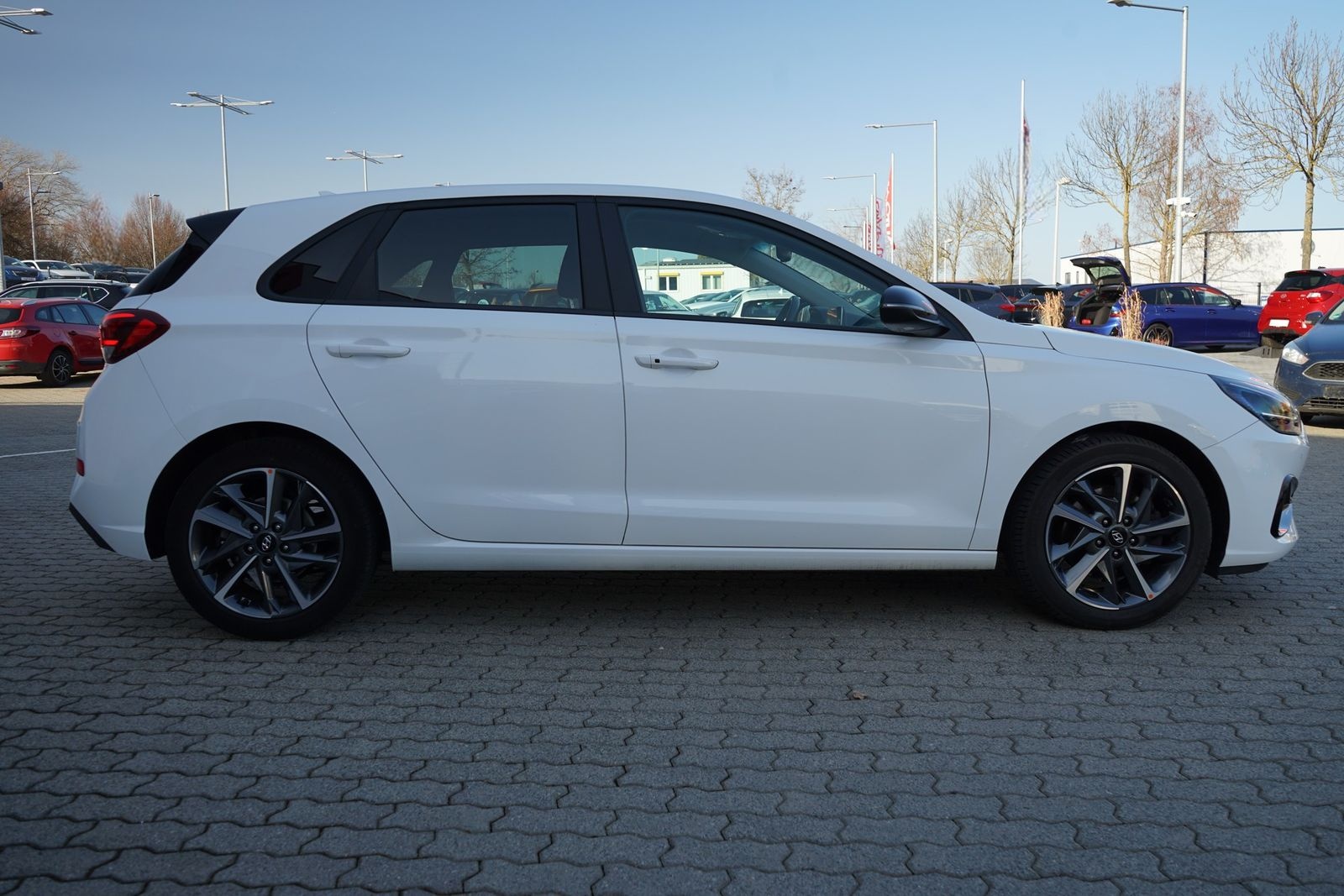 Hyundai i30 1.0 T-GDI Edition 30+ LED Navi Kamera foto 3