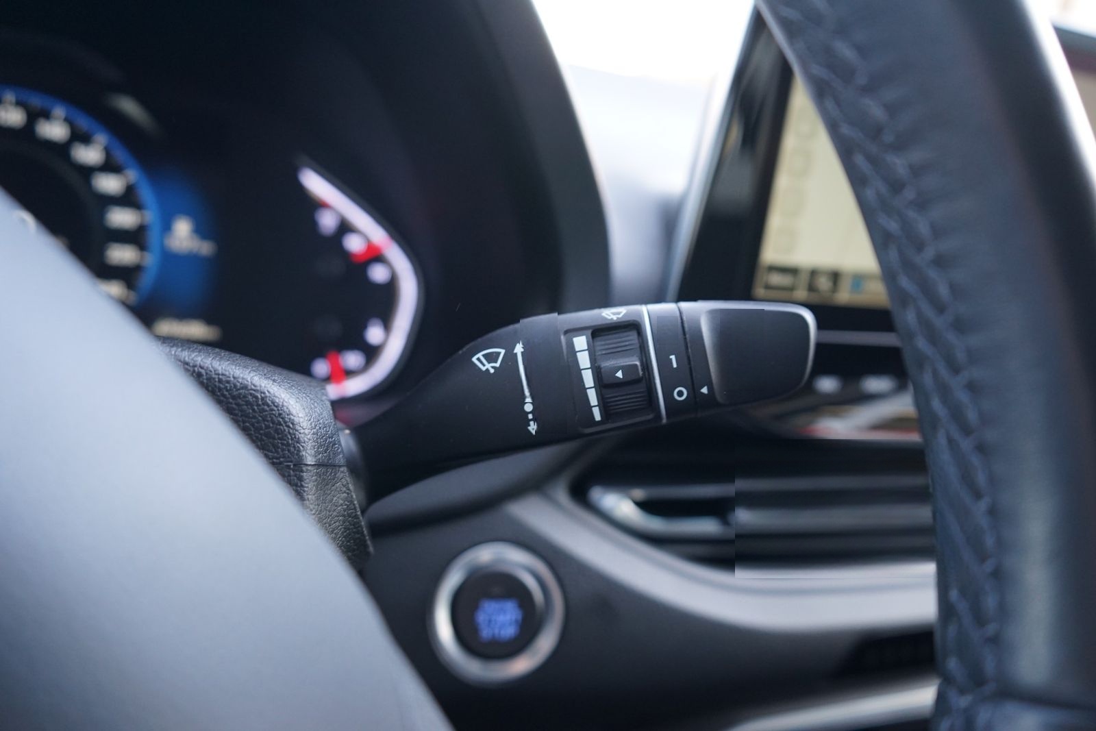 Hyundai i30 1.0 T-GDI Edition 30+ LED Navi Kamera foto 23