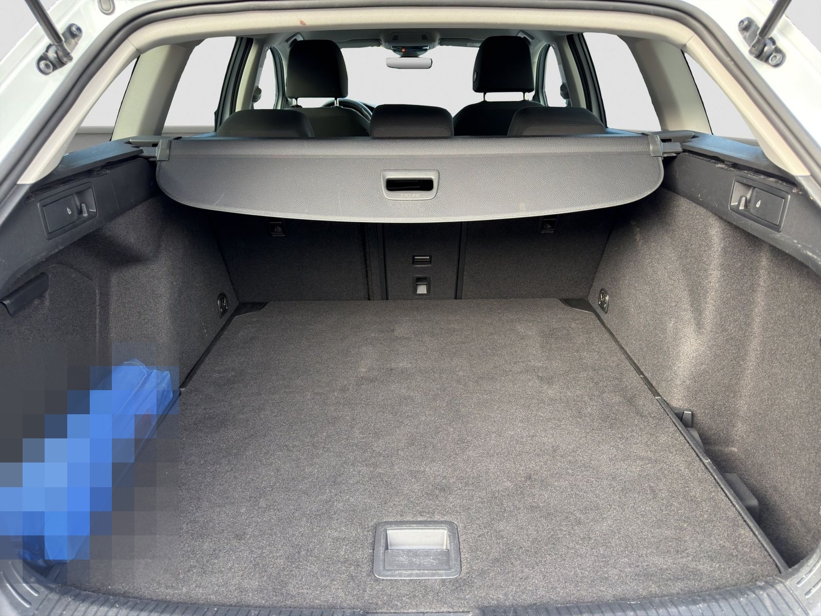 Volkswagen Golf VIII Variant ACTIVE 2.0 TDI App Navi Ambien foto 14