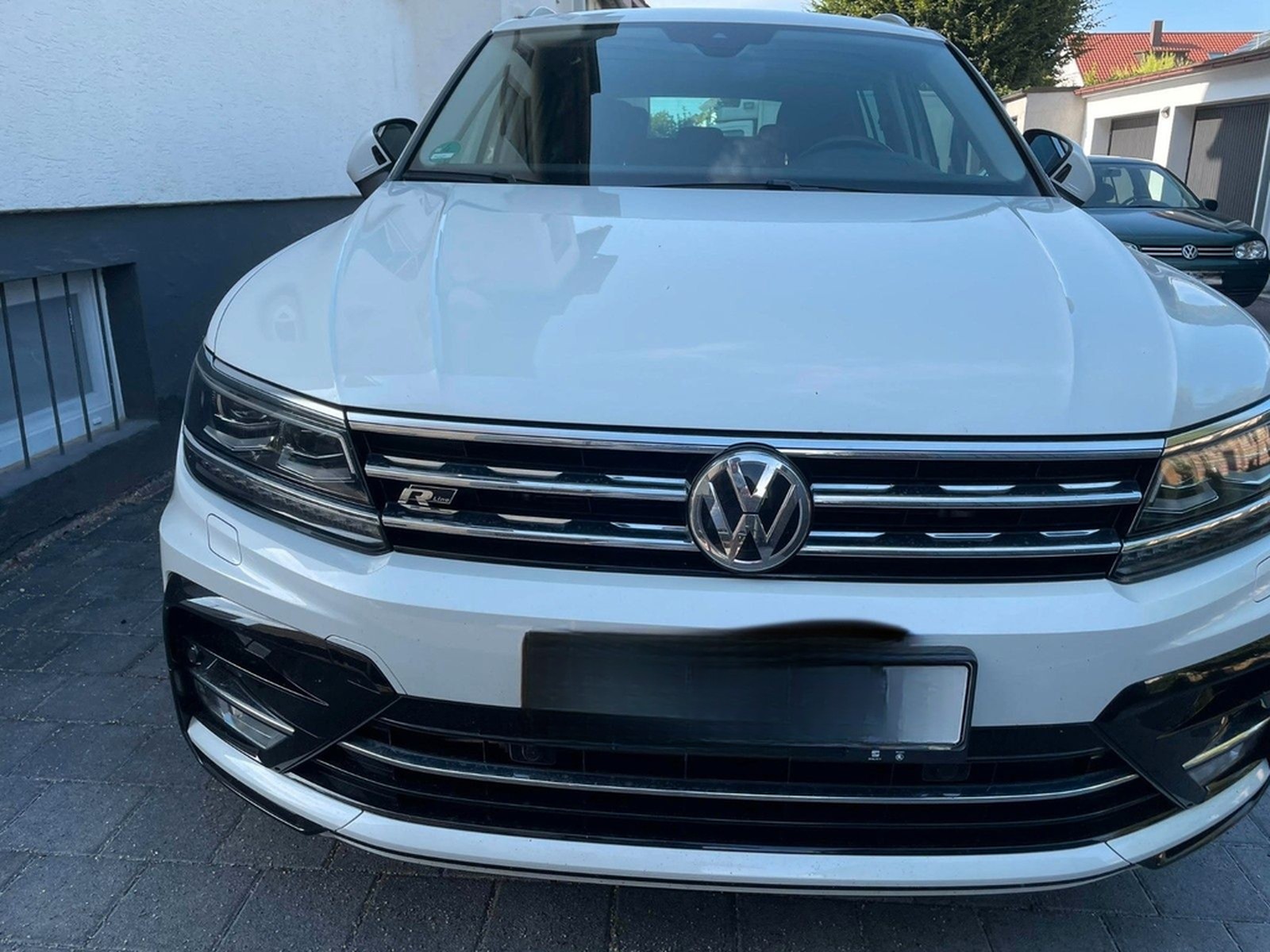 Volkswagen Tiguan 2.0 TSI 132kW DSG 4MOTION R LINE AHK foto 14