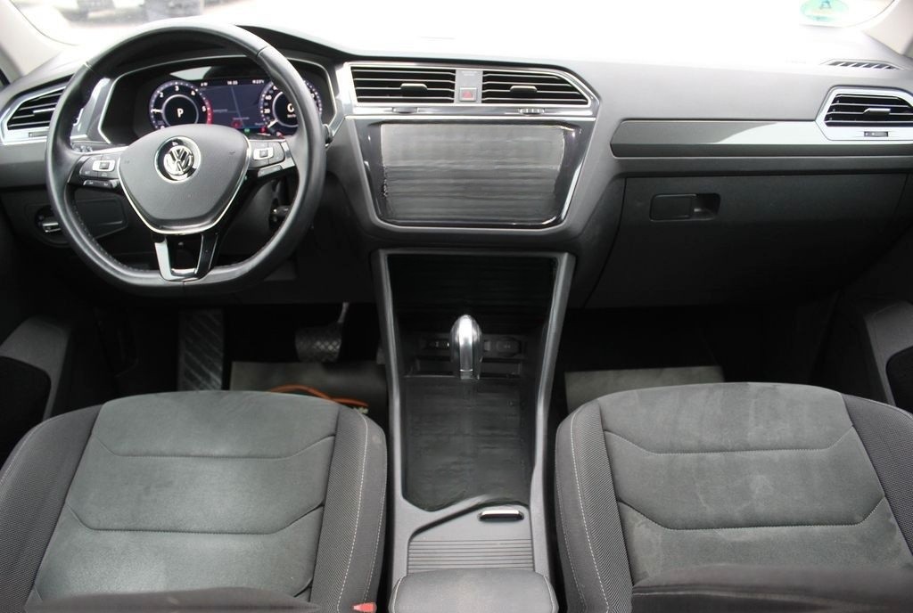 Volkswagen Tiguan 2.0 TSI 132kW DSG 4MOTION R LINE AHK foto 10