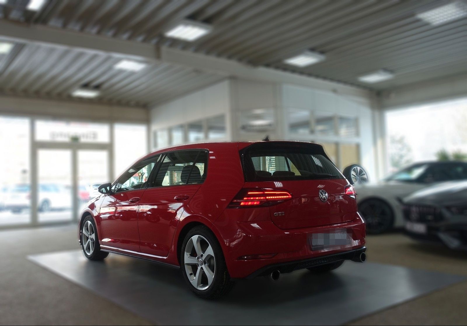 Volkswagen Golf VII Lim. GTI Facelift; NAVIG/ PANO/ nonOPF! foto 7