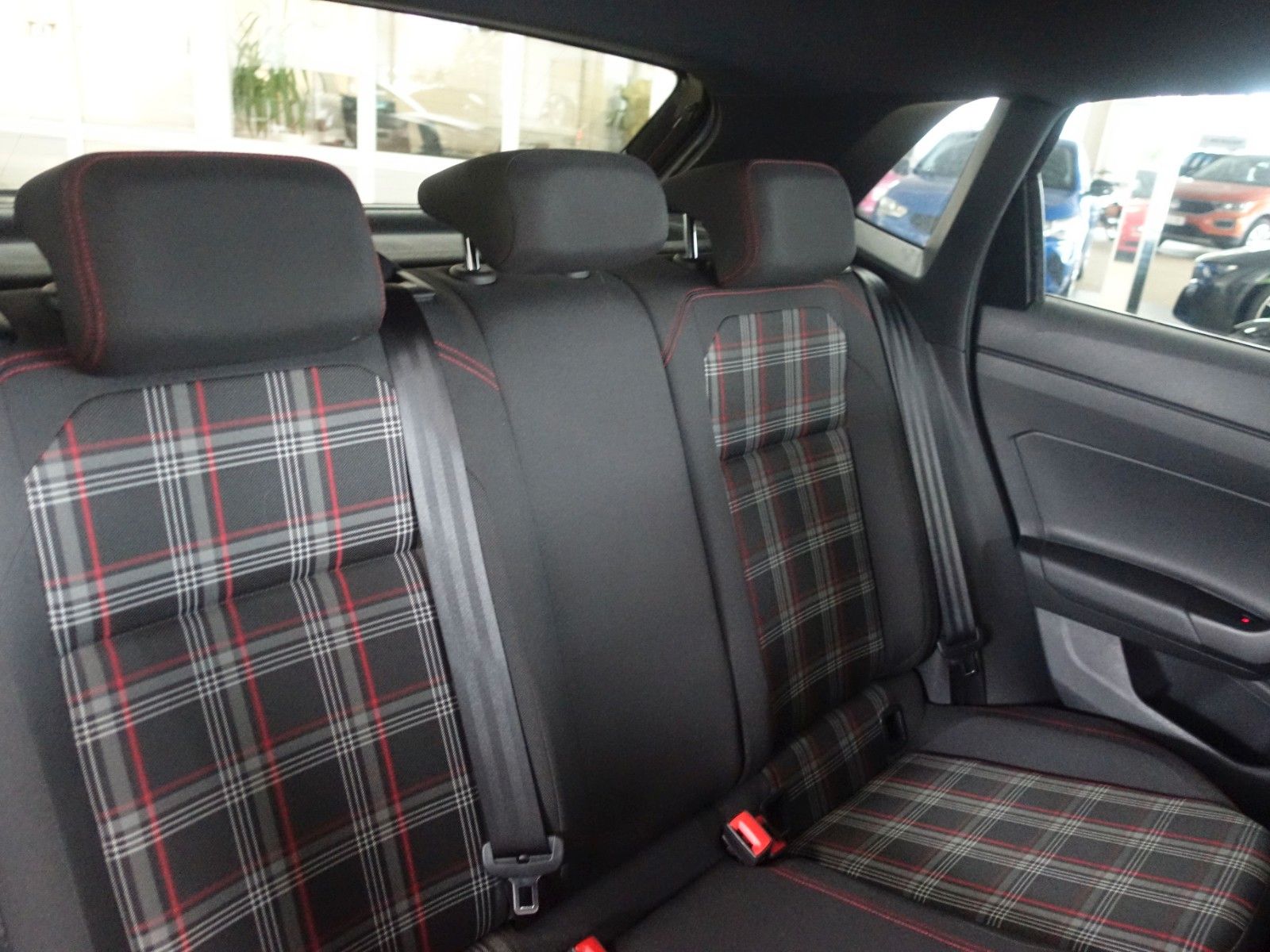 Volkswagen Polo VI GTI; NAV ViCo KAM LED Keyl Beats Brescia foto 15