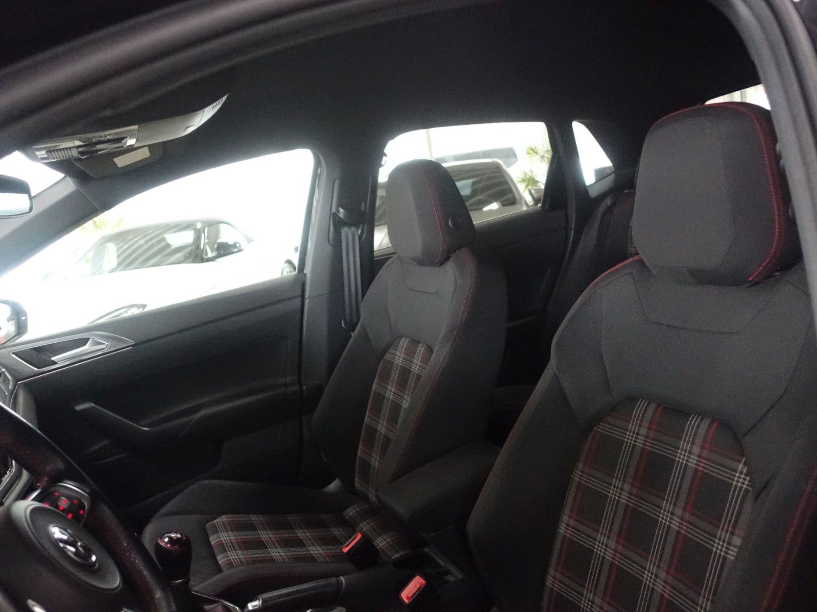 Volkswagen Polo VI GTI; NAV ViCo KAM LED Keyl Beats Brescia foto 20