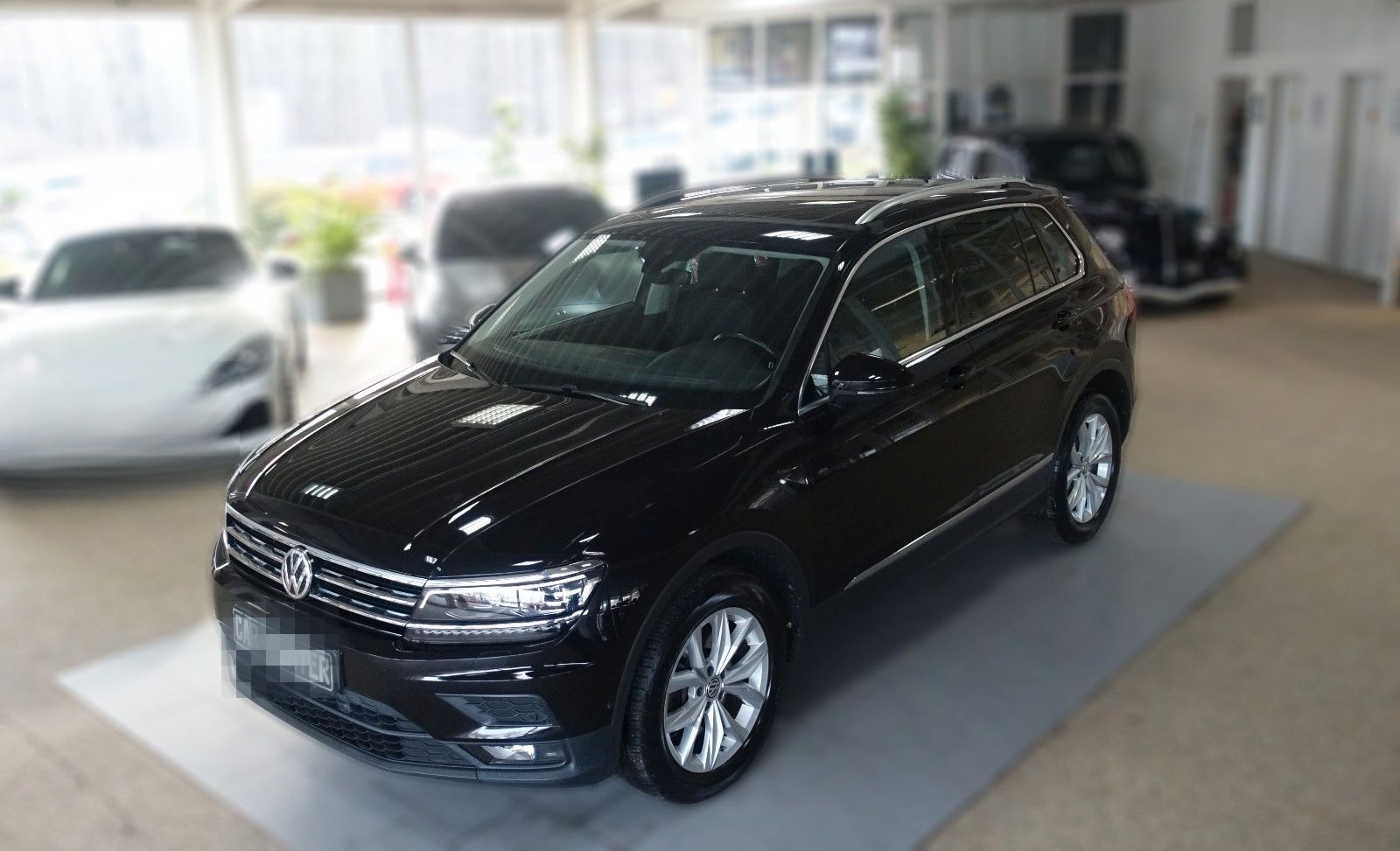 Volkswagen Tiguan 2.0TDI DSG 4Motion; NAV PANO LED KAM AHK foto 7