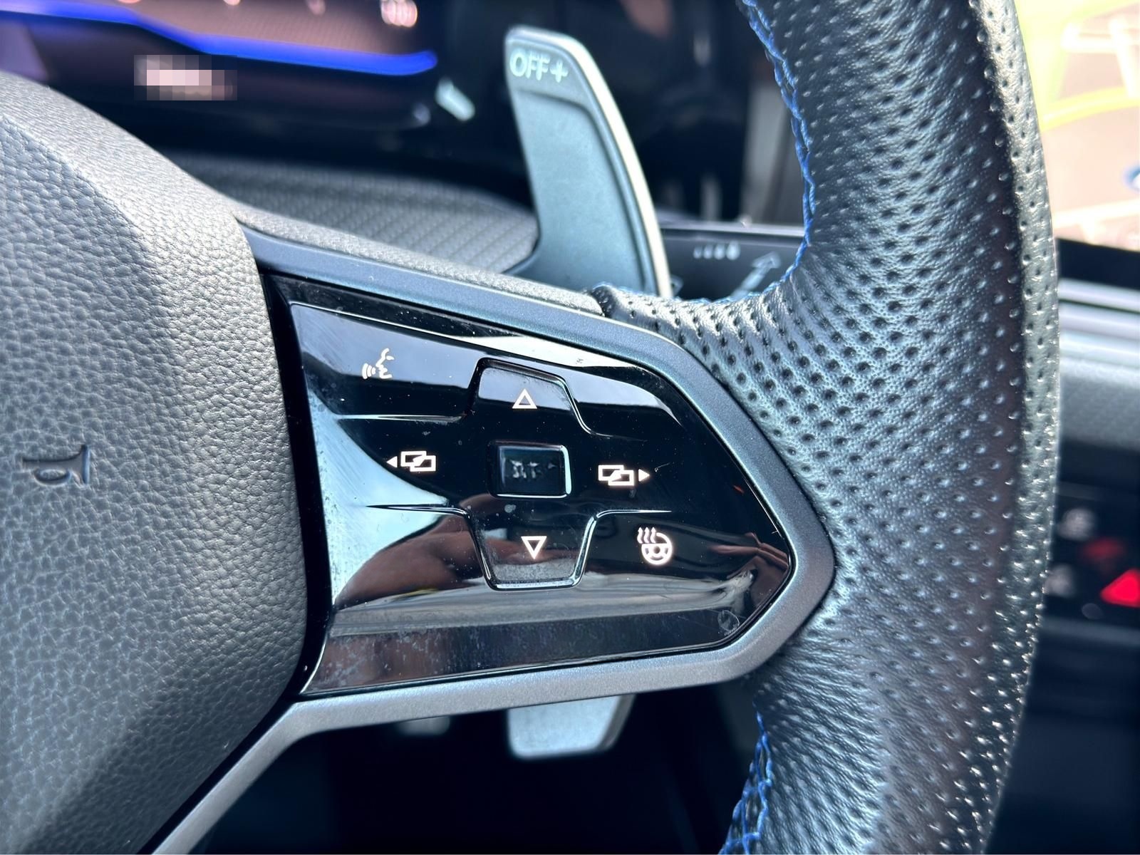 Volkswagen Golf R Perfomance 4MO*V-MAX*SHZ*APP*HARMAN*LHZ foto 23