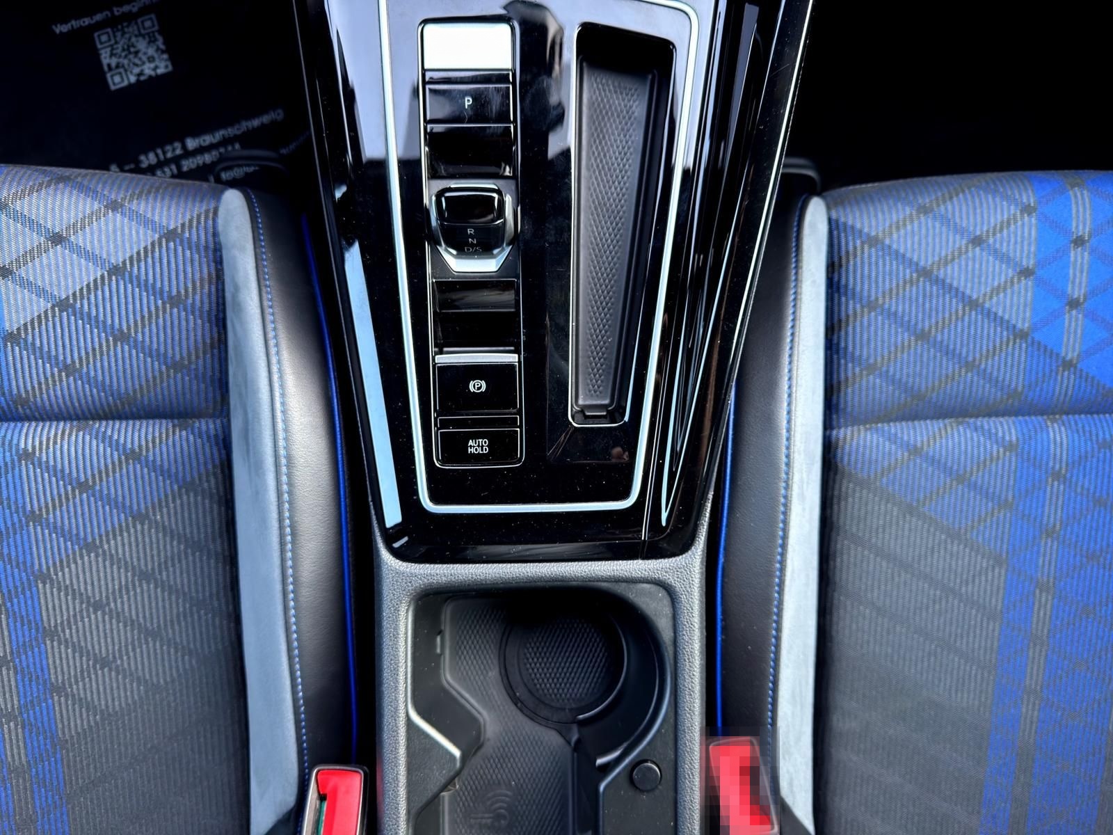 Volkswagen Golf R Perfomance 4MO*V-MAX*SHZ*APP*HARMAN*LHZ foto 25