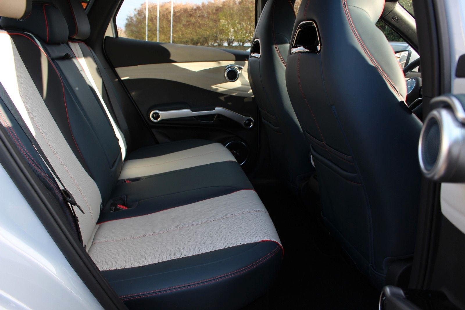 BYD ATTO 3 Design 60,48 kW  +Pano+ACC+360 foto 11